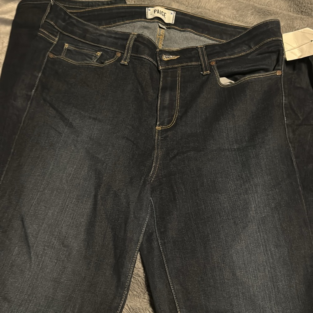 Jeans - Picture 3 of 4